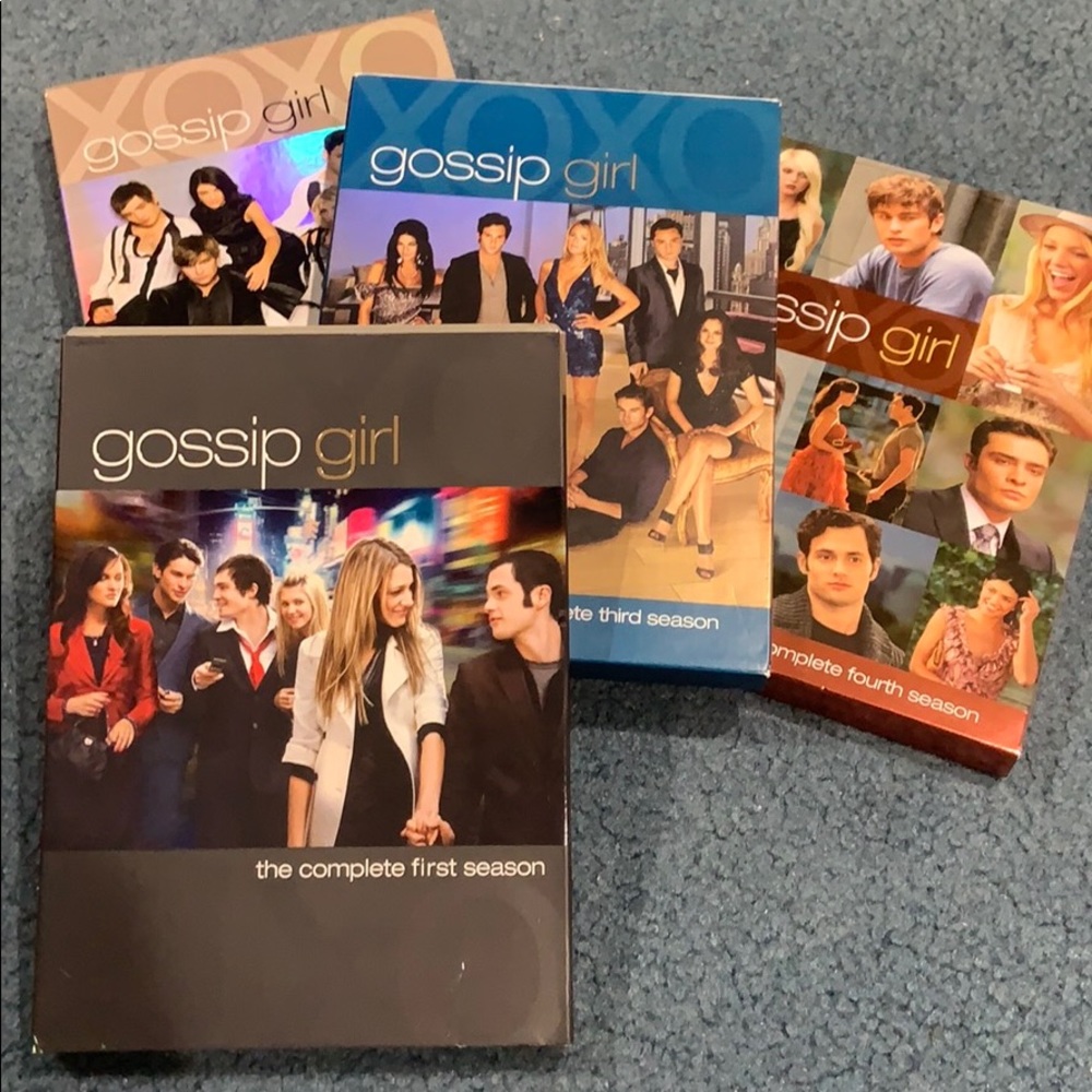 Gossip Girl seasons 1-4 DVDs